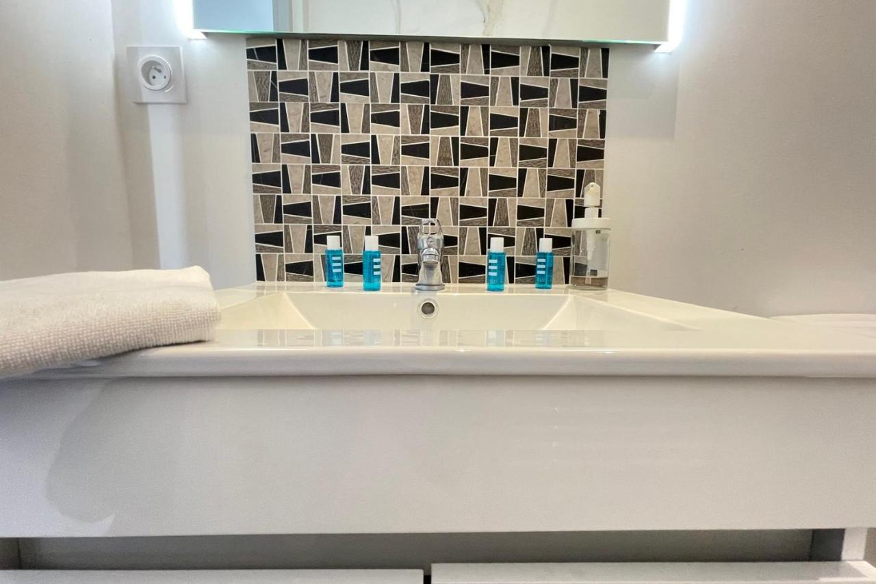 Apartament Le Grand Bleu Terrasseclimwifinetflix Proche Gare-Centre Marsylia Zewnętrze zdjęcie